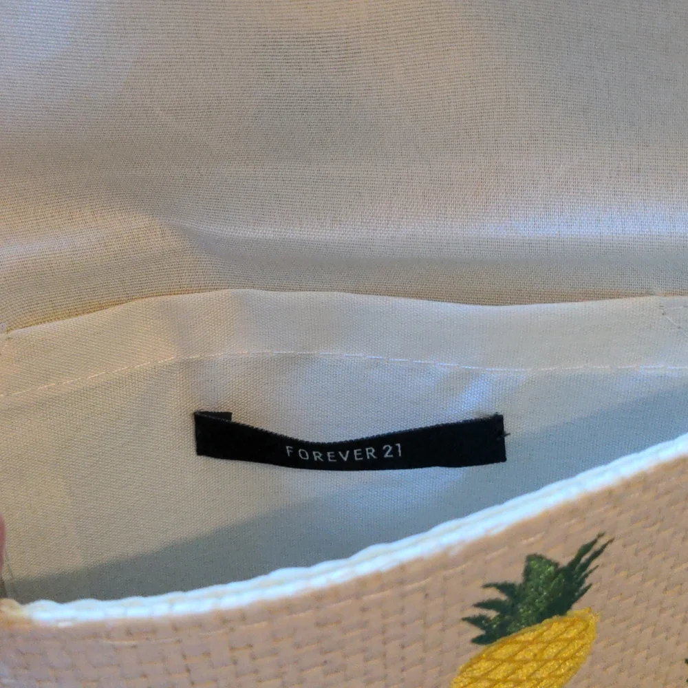 Forever 21 Pineapple Straw Clutch - Picture 3 of 5